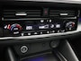 Nissan Qashqai 158pk MHEV Xtronic N-Connecta | Headup display | 18" Velgen | Stoel, Stuur en Voorruitverwarming | Adaptieve Cruise Control | Elektrische Achterklep |