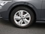 Volkswagen Golf 1.0 TSI Life | Adaptive Cruise Control | Multimedia Pakket Plus | DAB ontvanger | Koplampverlichting LED | Apple Carplay/Android Auto | Volledig Digitaal Instrumentenpaneel |