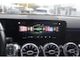 Mercedes-Benz GLB 180 AMG-Line | Pano | Trekhaak | Multibeam | Sfeer | Memory | Keyless | Stoelverwarming | Virtual | Navigatie