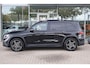 Mercedes-Benz GLB 180 AMG-Line | Pano | Trekhaak | Multibeam | Sfeer | Memory | Keyless | Stoelverwarming | Virtual | Navigatie