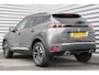 Peugeot 2008 1.2 PURETECH 130PK ALLURE PACK / NAVI / LEDER / CLIMA / LED / PDC / 17" LMV / CAMERA / KEYLESS / WINTERPAKKET / ADAPT. CRUISECONTROL / NIEUWSTAAT !!