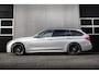 BMW 3-Serie Touring 330i 252 pk Centennial High Executive M-Sportpakket / NL-Auto/ Pano-Dak/ Keyless/ Head-Up/ 360-Camera/ Sport-Stoelen/ Stoel.Verw/ Led-Xenon/ 19'' LMV