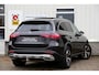 Mercedes-Benz GLC 300e 4MATIC Plug in hybride PHEV*Perfect MB Onderh.*1ste Eig.*BTW*Luchtvering/Pano/Elek. Trekhaak/ACC/Stoelverw./Stuurverw./Dodehoek/LED/Camera/Apple Carplay-Android/Parkeersens.V+A/18 inch LM*