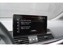 Audi Q5 55 TFSI e S edition Competition | Dealer onderhouden | Stoelverwarming & Ventilatie | Stuurwielverwarming | Adaptieve cruise control | Elektrische verstelbare stoelen | Matrix LED | Ambiance interieurverlichting | Keyless | S-Line |