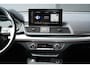 Audi Q5 55 TFSI e S edition Competition | Dealer onderhouden | Stoelverwarming & Ventilatie | Stuurwielverwarming | Adaptieve cruise control | Elektrische verstelbare stoelen | Matrix LED | Ambiance interieurverlichting | Keyless | S-Line |