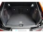 Volvo XC40 1.5 T4 Recharge Inscription Expression | Elektrische achterklep | Keyless Entry / Start | PDC V+A & Camera | Apple Carplay / Android Auto | LM Velgen |