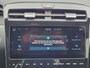 Hyundai Tucson 1.6 T-GDI PHEV Comfort Smart 4WD Automaat / Apple Carplay Android auto / Stuur-, en Stoelverwarming / Trekgewicht 1350 kg / Achteruitrijcamera / Keyless Entry/Start / Adaptief CC / Elektrische achterklep /