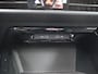Volkswagen Golf 1.5 eHybrid Style Edition 204PK DSG Trekhaak, Head-Up Display, ErgoActive Stoel, Achteruitrijcamera, Stoel-Stuurverwarming, Navi, Alarm, 18" LM Velgen, Adaptieve Cruise Control