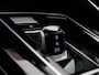 Volkswagen Golf 1.5 eHybrid Style Edition 204PK DSG Trekhaak, Head-Up Display, ErgoActive Stoel, Achteruitrijcamera, Stoel-Stuurverwarming, Navi, Alarm, 18" LM Velgen, Adaptieve Cruise Control