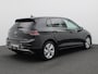 Volkswagen Golf 1.5 eHybrid Style Edition 204PK DSG Trekhaak, Head-Up Display, ErgoActive Stoel, Achteruitrijcamera, Stoel-Stuurverwarming, Navi, Alarm, 18" LM Velgen, Adaptieve Cruise Control