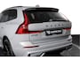 Volvo XC60 2.0 T6 Plug-in hybrid AWD Ultra Black Edition Facelift | Harmon Kardon | S/K Panodak | Dig.Cockpit | Adapt.Cruise | Stoel-+Stuurverw. | 360 Camera | NAV+App.Connect | Auto.Airco | LM 21" | 4709