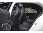 Mercedes-Benz A-klasse 180 AMG NIGHT | SFEERVERLICHTING | PANORAMADAK | APPLE CARPLAY | ANDROID AUTO | KEYLESS | MEMORY SEATS