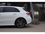 Mercedes-Benz A-klasse 180 AMG NIGHT | SFEERVERLICHTING | PANORAMADAK | APPLE CARPLAY | ANDROID AUTO | KEYLESS | MEMORY SEATS