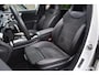 Mercedes-Benz A-klasse 180 AMG NIGHT | SFEERVERLICHTING | PANORAMADAK | APPLE CARPLAY | ANDROID AUTO | KEYLESS | MEMORY SEATS