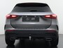 Mercedes-Benz GLA 180 Business Solution AMG | Memoryseats | Panorama - Schuifdak | Trekhaak Wegklapbaar | Head-Up Display | 360° Camera | Multibeam Led | Stuurwiel Verwarmd