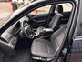 BMW 3-Serie Touring 318i Clima, Lichtmetalen velgen, Radio Bij de verkoop van gebruikte voertuigen door CD-Cars wordt geen standaard garantie verstrekt. De koper aanvaardt het voertuig in de staat waarin het zich bevindt op het moment van aankoop