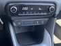 Toyota Yaris 1.5 Hybrid Business Plus Parkeersensoren voor + achter, Stoelverwarming, Apple carplay en/of Android auto navigatie, Adaptieve cruise control, Climate control, Achteruitrijcamera, BTW-auto