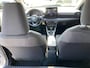 Toyota Yaris 1.5 Hybrid Business Plus Parkeersensoren voor + achter, Stoelverwarming, Apple carplay en/of Android auto navigatie, Adaptieve cruise control, Climate control, Achteruitrijcamera, BTW-auto