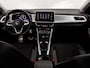 Volkswagen T-Roc 1.5 TSI Goal Business Half leder, Parkeersensoren, Apple carplay, Winterpakket, A start top, Cruise control adaptief, 2 jaar vakantie