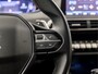 Peugeot 3008 1.2 PureTech Sport Automaat (APPLE CARPLAY, GROOT NAVI, 360 CAMERA, SPORTSTOELEN, GETINT GLAS, LANE ASSIST, PARKEERSENSOREN, TREKHAAK, CRUISE, NIEUWSTAAT)
