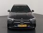 Mercedes-Benz C-klasse Estate 180 AMG Line | Panoramadak | Night | Multispaaks lichtmetalen velgen | Rijassistentiepakket | Stoelverwarming |