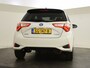 Toyota Yaris 1.5 Hybrid Bi-Tone Plus | Panoramadak | All Seasons |