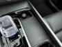 Volvo XC60 T6 Plug-in hybrid AWD Plus Black Edition | Trekhaak | Panoramadak | Stoel / Stuurverwarming | PDC + Camera | Keyless Entry / Start | Elektrische Achterklep |
