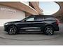 Volvo XC60 2.0 T6 Plug-in hybrid AWD Plus Black Edition | Trekhaak | Panoramadak | Stoel / Stuurverwarming | PDC + Camera | Keyless Entry / Start | Elektrische Achterklep |