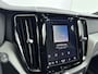 Volvo XC60 2.0 T6 Plug-in hybrid AWD Plus Black Edition | Trekhaak | Panoramadak | Stoel / Stuurverwarming | PDC + Camera | Keyless Entry / Start | Elektrische Achterklep |