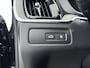 Volvo XC60 2.0 T6 Plug-in hybrid AWD Plus Black Edition | Trekhaak | Panoramadak | Stoel / Stuurverwarming | PDC + Camera | Keyless Entry / Start | Elektrische Achterklep |