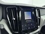 Volvo XC60 T6 Plug-in hybrid AWD Plus Black Edition | Trekhaak | Panoramadak | Stoel / Stuurverwarming | PDC + Camera | Keyless Entry / Start | Elektrische Achterklep |