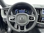 Volvo XC60 2.0 T6 Plug-in hybrid AWD Plus Black Edition | Trekhaak | Panoramadak | Stoel / Stuurverwarming | PDC + Camera | Keyless Entry / Start | Elektrische Achterklep |