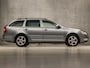 Skoda Octavia Combi 1.2 TSI Sport (NAVIGATIE, CLIMATE, NAP, STOELVERWARMING, BLUETOOTH, SPORTSTOELEN, GETINT GLAS, NIEUWE APK, NIEUWSTAAT)