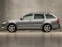 Skoda Octavia Combi 1.2 TSI Sport (NAVIGATIE, CLIMATE, NAP, STOELVERWARMING, BLUETOOTH, SPORTSTOELEN, GETINT GLAS, NIEUWE APK, NIEUWSTAAT)