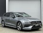 Volvo V60 2.0 B3 Momentum Advantage | R-Design | Elek. Trekhaak | Camera | Dealer onderhouden
