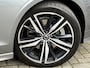 Volvo V60 2.0 B3 Momentum Advantage | R-Design | Elek. Trekhaak | Camera | Dealer onderhouden
