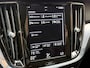 Volvo V60 2.0 B3 Momentum Advantage | R-Design | Elek. Trekhaak | Camera | Dealer onderhouden