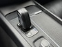 Volvo V60 2.0 B3 Momentum Advantage | R-Design | Elek. Trekhaak | Camera | Dealer onderhouden