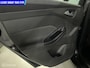 Ford Focus Wagon 1.0 Titanium Edition NAVI CRUISE TREKHAAK AIRCO ZEER NETJES