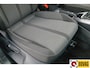 Volkswagen T-Roc 1.0 TSI 116 PK Business Edition | Stoelverw. | Apple Carplay / Android auto | PDC V+A | Automatisch inparkeren, Climate control, all season banden, extra getint glas achter