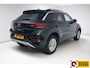 Volkswagen T-Roc 1.0 TSI 116 PK Business Edition | Stoelverw. | Apple Carplay / Android auto | PDC V+A | Automatisch inparkeren, Climate control, all season banden, extra getint glas achter