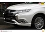 Mitsubishi Outlander 2.4 PHEV 4WD Instyle | Trekhaak | Winterbanden set