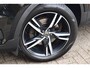 Volvo XC40 2.0 T5 AWD R-Design met Pano/Trekh/Harman/Camera