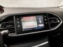 Peugeot 308 SW 1.2 PureTech Sport (PANORAMADAK, APPLE CARPLAY, GROOT NAVI, 360 CAMERA, SPORTSTOELEN, GETINT GLAS, PARKEERSENSOREN, CRUISE, LANE ASSIST, NIEUWE APK, NIEUWSTAAT)
