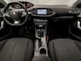 Peugeot 308 SW 1.2 PureTech Sport (PANORAMADAK, APPLE CARPLAY, GROOT NAVI, 360 CAMERA, SPORTSTOELEN, GETINT GLAS, PARKEERSENSOREN, CRUISE, LANE ASSIST, NIEUWE APK, NIEUWSTAAT)