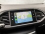 Peugeot 308 SW 1.2 PureTech Sport (PANORAMADAK, APPLE CARPLAY, GROOT NAVI, 360 CAMERA, SPORTSTOELEN, GETINT GLAS, PARKEERSENSOREN, CRUISE, LANE ASSIST, NIEUWE APK, NIEUWSTAAT)