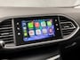 Peugeot 308 SW 1.2 PureTech Sport (PANORAMADAK, APPLE CARPLAY, GROOT NAVI, 360 CAMERA, SPORTSTOELEN, GETINT GLAS, PARKEERSENSOREN, CRUISE, LANE ASSIST, NIEUWE APK, NIEUWSTAAT)