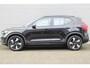 Volvo XC40 Single Motor Extended Range Plus 82 kWh | Verwarmde Voorstoelen+Stuurwiel | Warmtepomp | Semi- Elektrische Trrekhaak | Achteruitrijcamera | AppleCarplay / AndroidAuto | Keyless Entry/Start