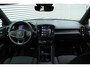 Volvo XC40 Single Motor Extended Range Plus 82 kWh | Verwarmde Voorstoelen+Stuurwiel | Warmtepomp | Semi- Elektrische Trrekhaak | Achteruitrijcamera | AppleCarplay / AndroidAuto | Keyless Entry/Start
