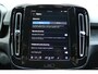 Volvo XC40 Single Motor Extended Range Plus 82 kWh | Verwarmde Voorstoelen+Stuurwiel | Warmtepomp | Semi- Elektrische Trrekhaak | Achteruitrijcamera | AppleCarplay / AndroidAuto | Keyless Entry/Start
